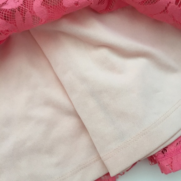 H&M HIGH WAISTED SKATER FLARED LACE MINISKIRT - Picture 6 of 7